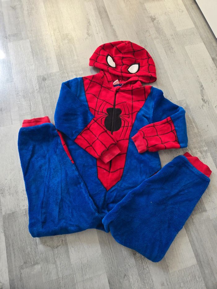 Combinaison chaude spiderman