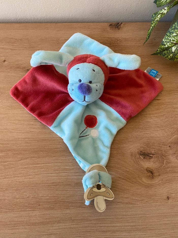 Doudou plat chien bleu rouge bordeau ballon attache sucette tex neuf
