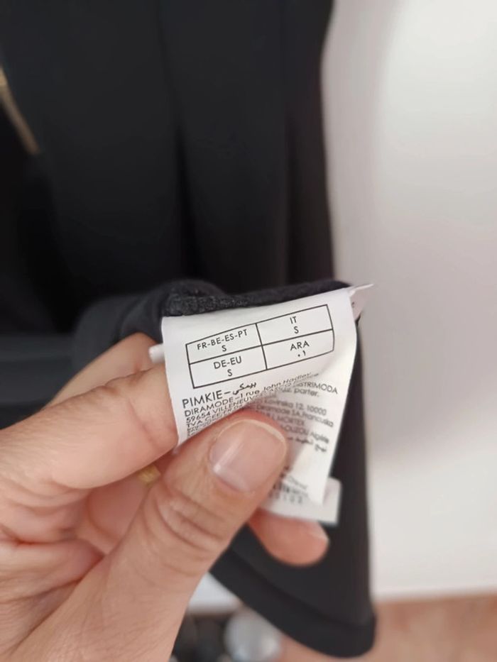 Robe noire - photo numéro 7