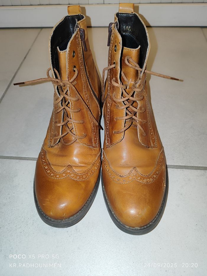 Vendre chaussures femme cuir urgent cause déménagement