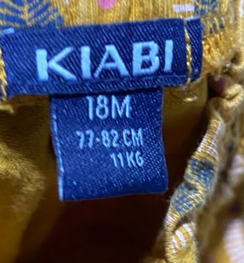 Pantalon coloré taille 18 mois marque kiabi