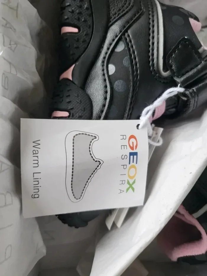 Chaussures montantes Geox, pointure 20, neuves - photo numรฉro 13