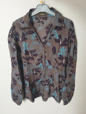 Chemise manches longues brune turquoise fleurie