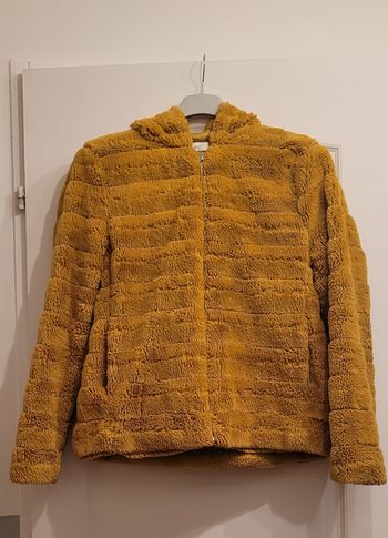 Doudoune capuche fourrure femme