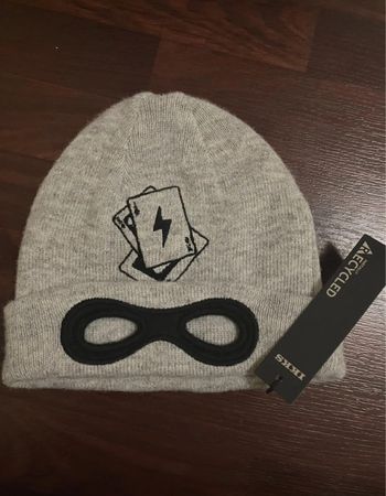 Bonnet garçon neuf