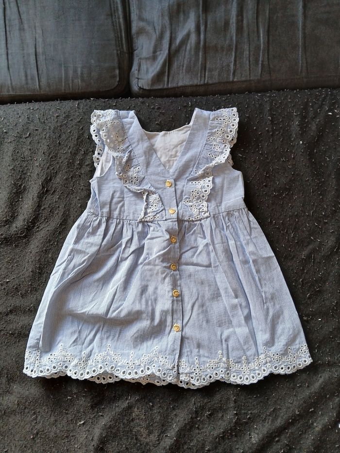 Robe été  de cérémonie  18  mois - photo numéro 3