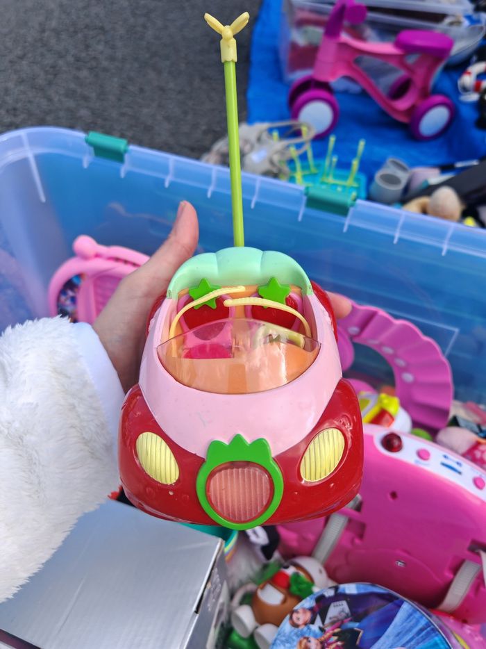 Voiture charlotte aux fraises - photo numéro 2