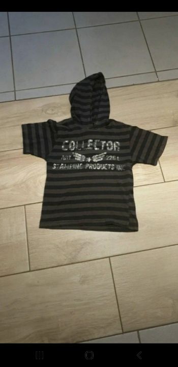 T-shirts capuche ikks 6 ans