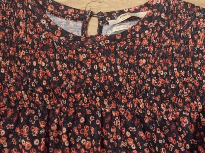 ROBE à Fleurs PULL&BEAR. - photo numéro 4