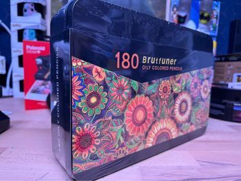Boite 180 crayons de couleur différents