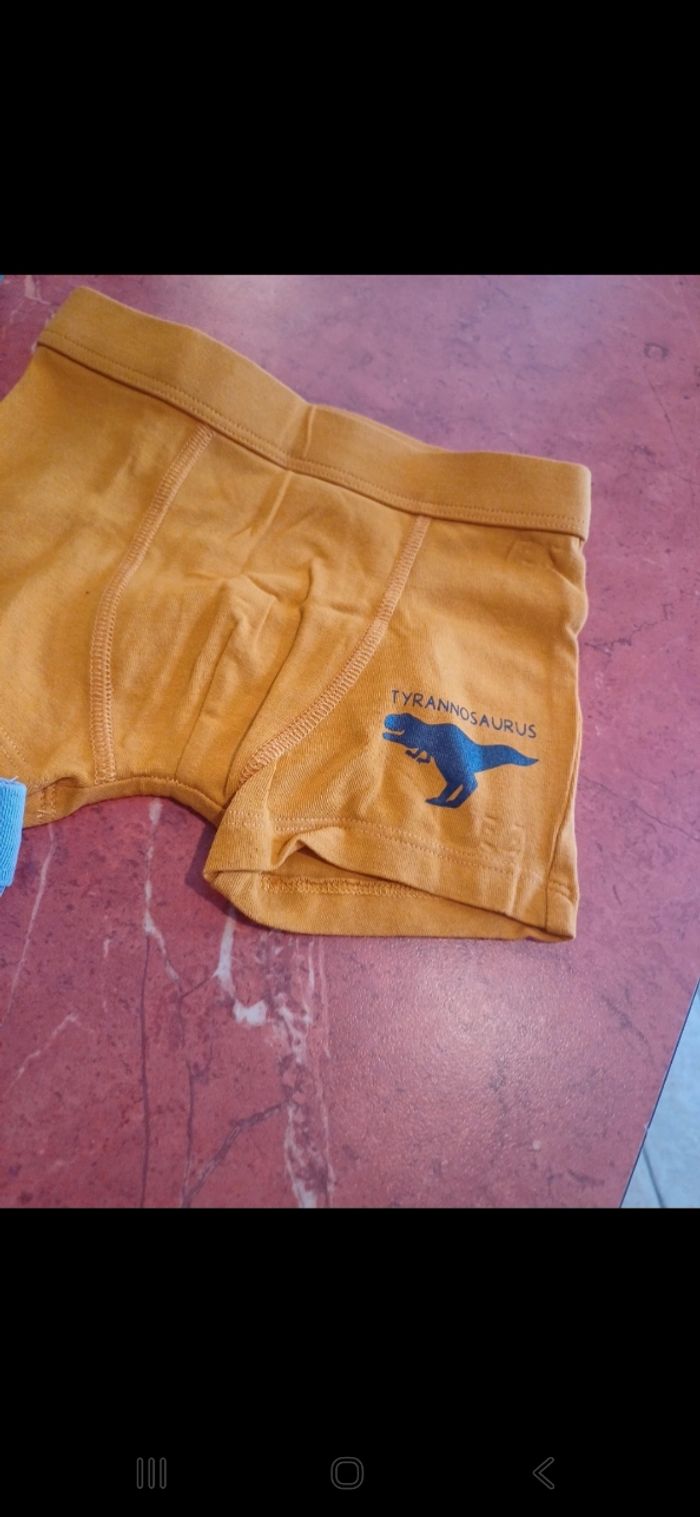 Lot de 3 boxers taille 3 ans - photo numéro 3