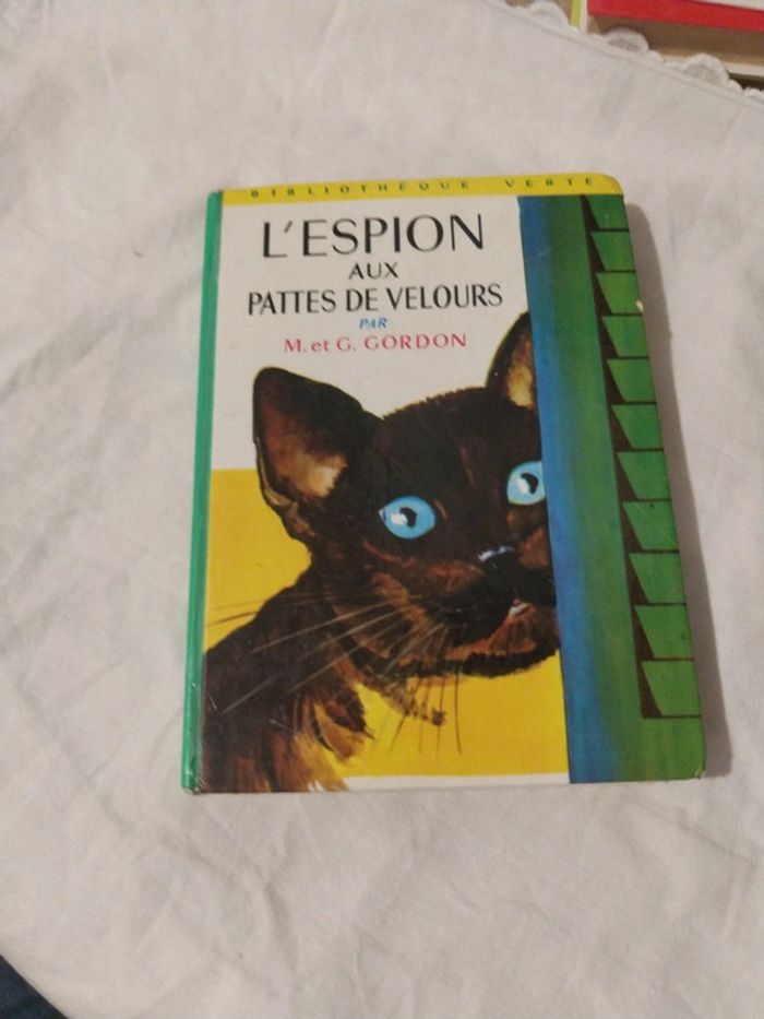 #livre l espion aux pattes de velours
