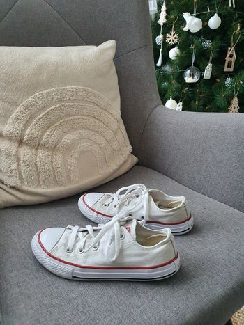 Baskets converse blanche
pointure 32 mixte