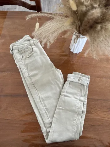 Pantalon beige slim skinny