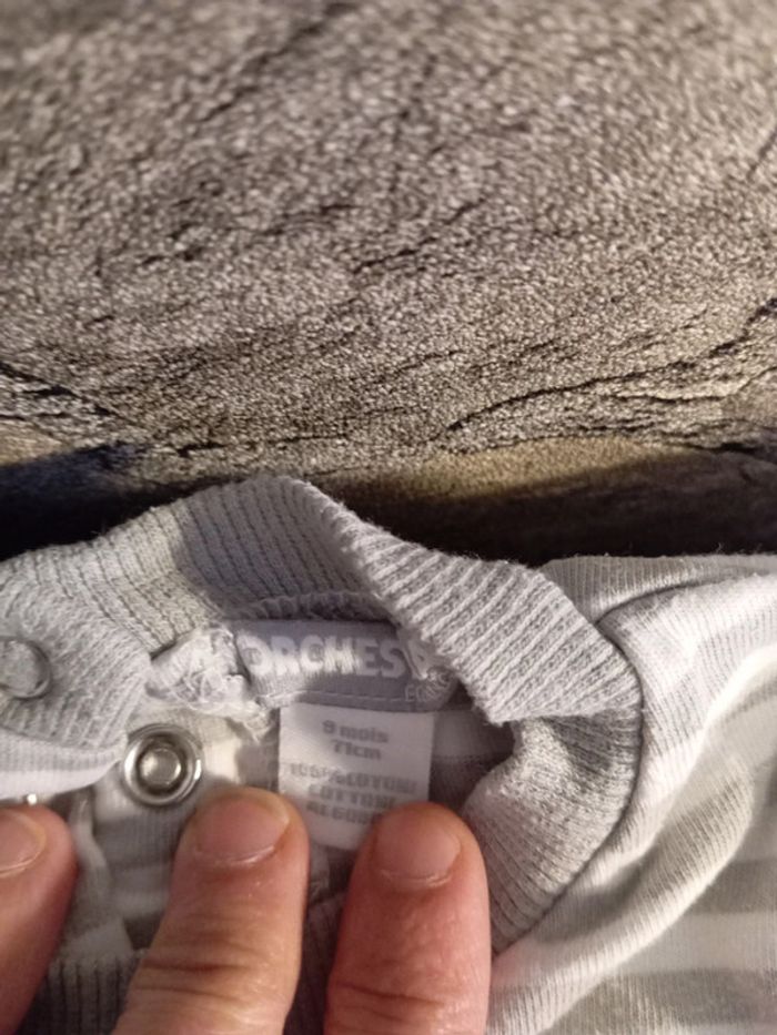 Lot vêtement 5 pièces taille 9 mois garcon - photo numéro 3