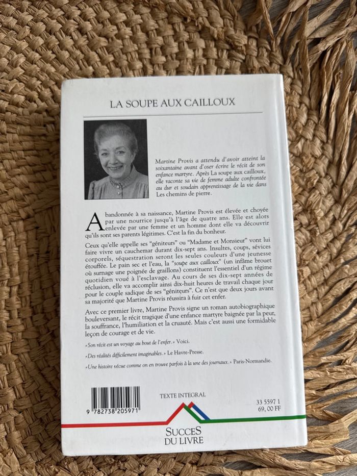 Livre la soupe aux cailloux - photo numéro 2