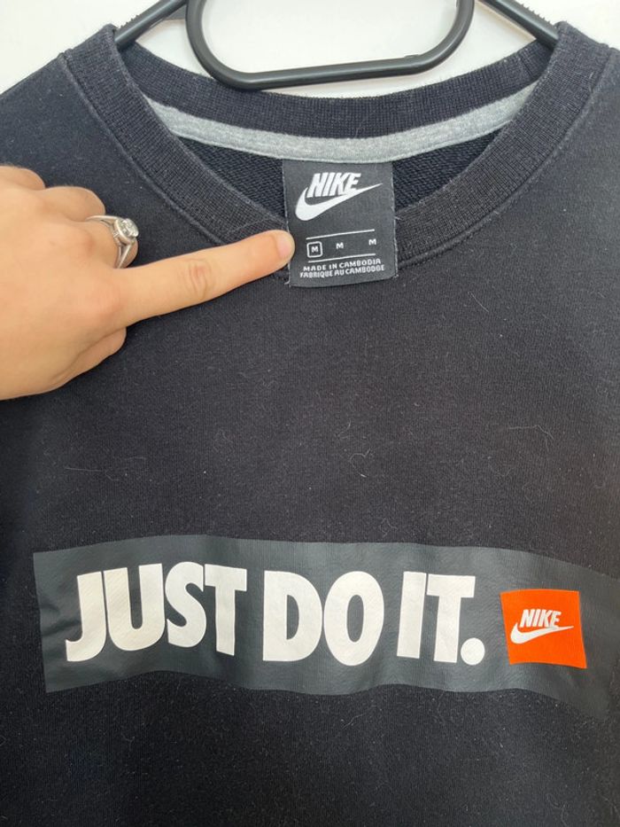 Pull Nike - photo numéro 2