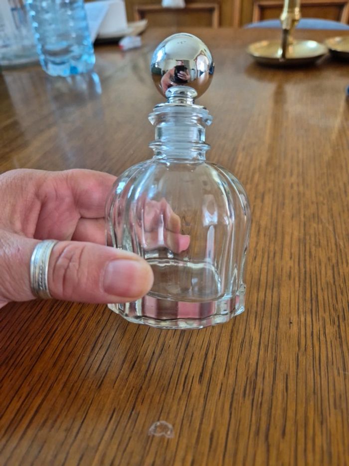 bouteille de parfum vide - photo numéro 7