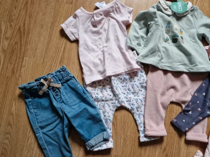 Lot de vêtements taille 3 mois - photo numéro 2