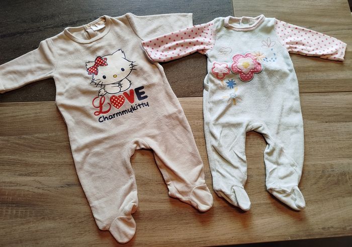 Lot de pyjamas taille 6 mois - photo numéro 2