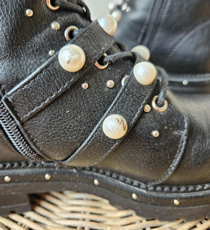 Bottines motardes noires à sangles perles P37 Pretty little thing - photo numéro 9