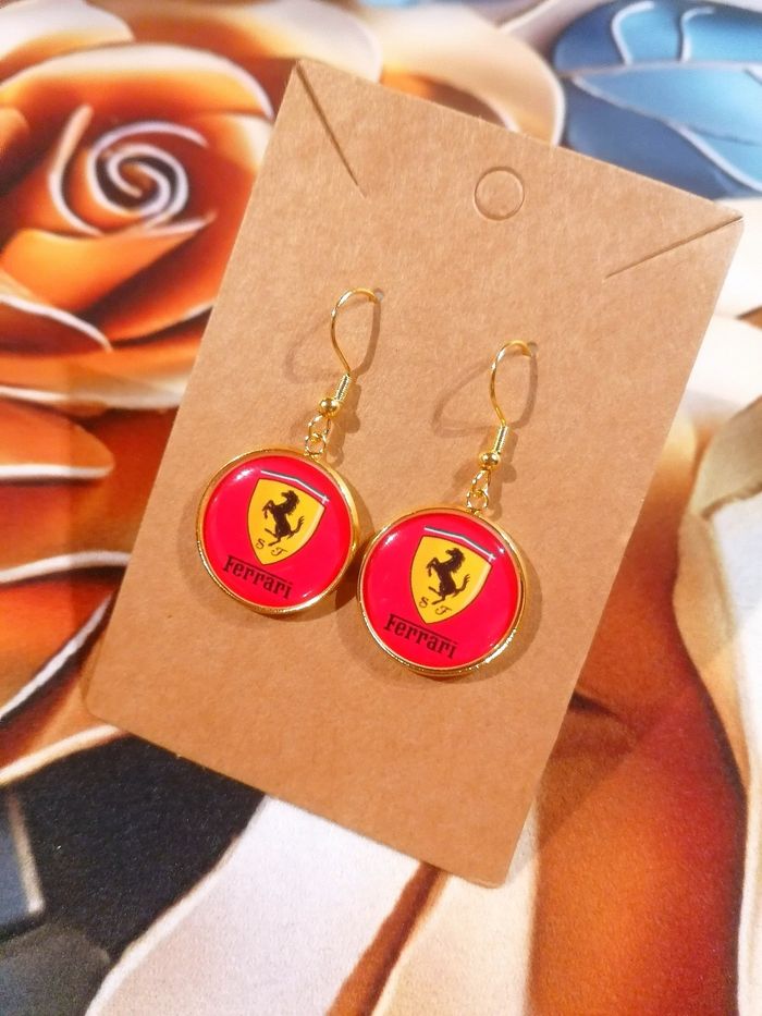 Boucle d'oreille Ferrari rouge - photo numéro 2