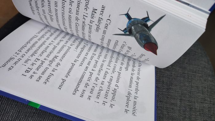 Livre thunderbirds la ceinture de feu - photo numéro 2