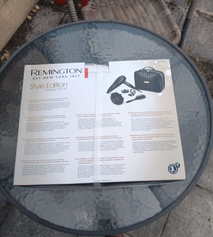 Sèche cheveux neuf de la marque Remington - photo numéro 3