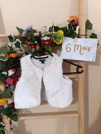 Gilet fourrure  sans manche blanc