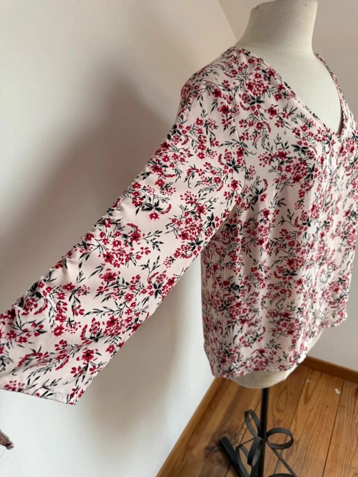 Superbe Blouse fleurie fluide neuve Camaïeu 🌸 40 L - photo numéro 2