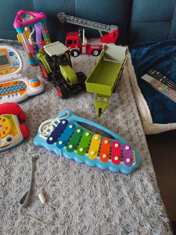 Lot de jouets - photo numéro 4