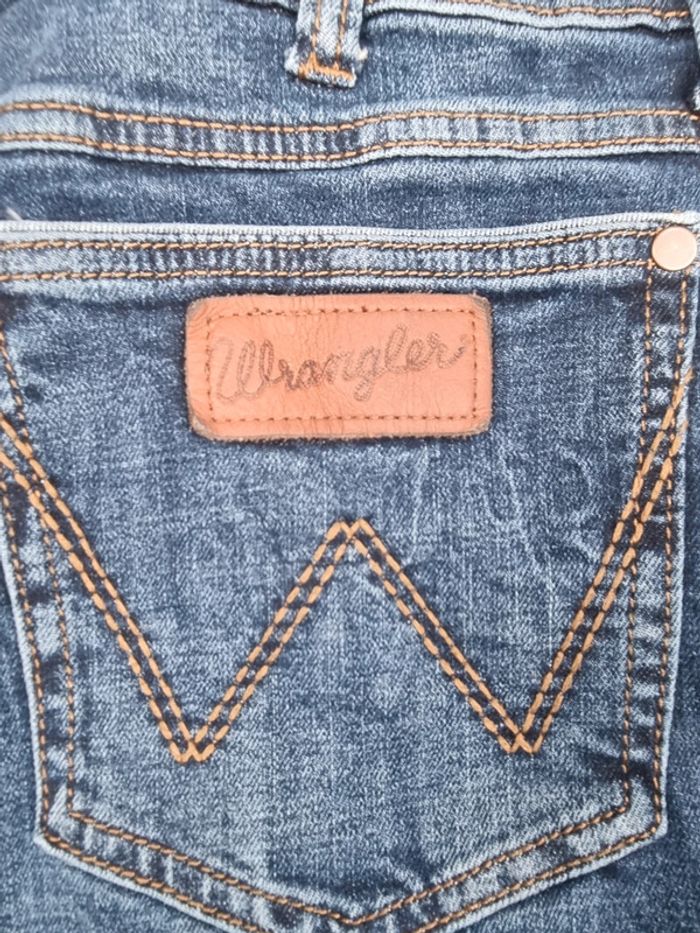Jeans Wrangler bleu 32x34 ● (mesures en photos) - photo numéro 7