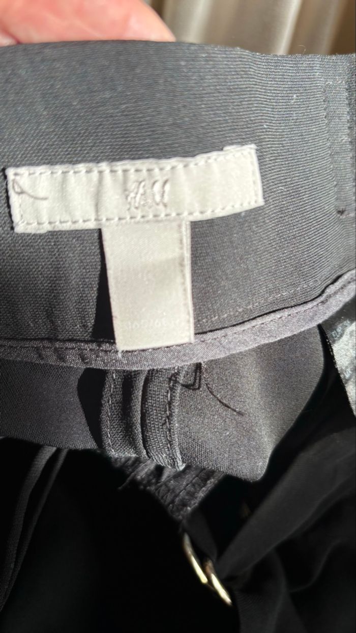 Short H&M Taille 36 - photo numéro 3