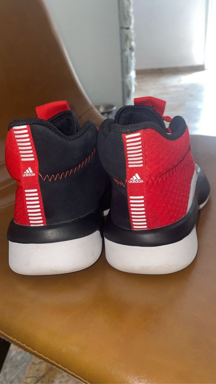 Chaussure adidas - photo numéro 3