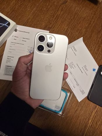 Iphone.