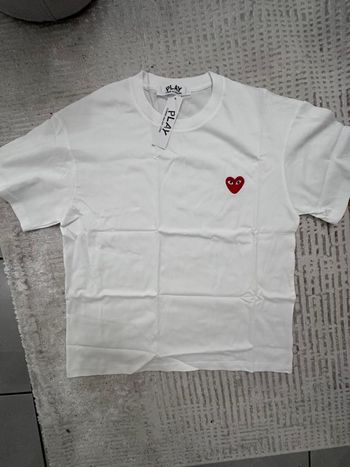 Tee-shirts comme des garçons