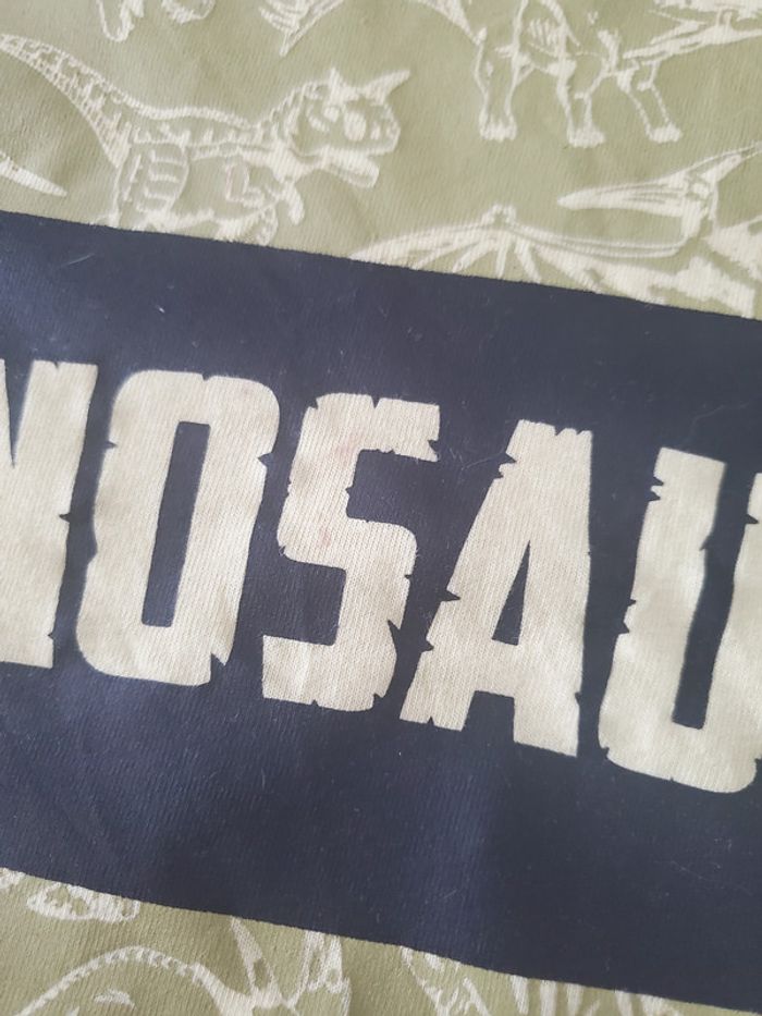 Tshirt manches courtes dinosaure Gémo 8 ans - photo numéro 3