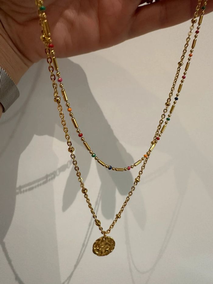 Collier plusieurs rang en acier or et bille en multicolore - photo numéro 3
