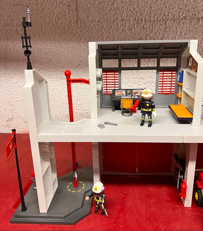 Caserne de pompier playmobil 9462 - photo numéro 2