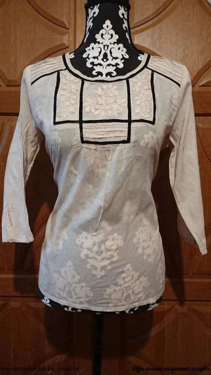 Blouse casual chic beige - Brodée Fleurs Mango basics taille 38