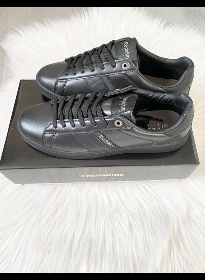 Baskets Redskins – Taille 41 – Noires – Neuf avec boîte - photo numéro 4