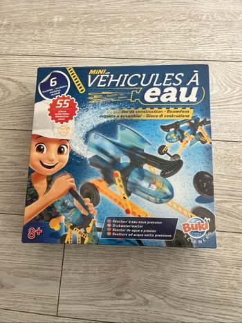 Véhicules à eau