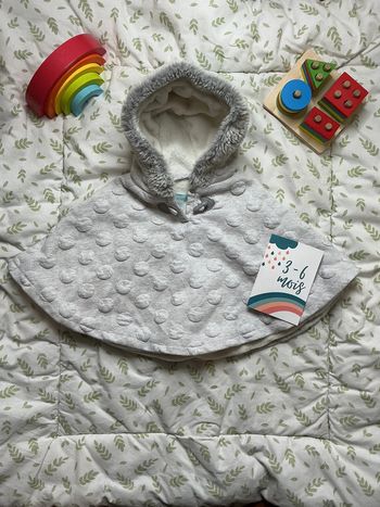 poncho à capuche gris doublé polaire 3 mois obaibi
