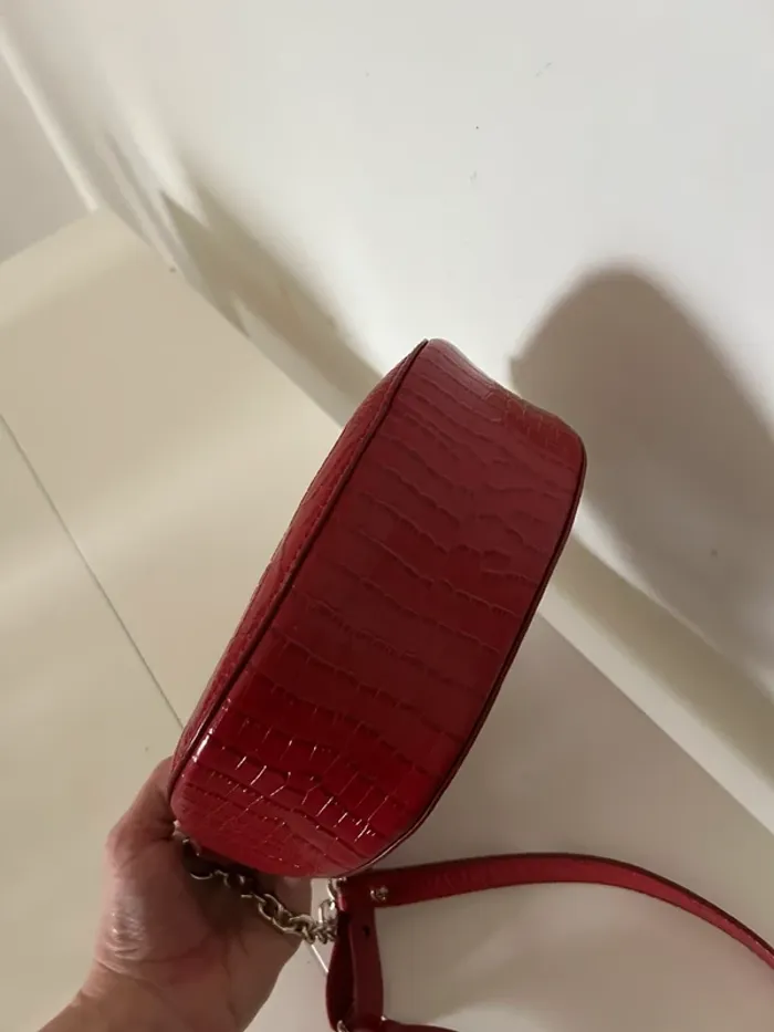 Claudie Pierlot, sac en cuir rouge - photo numéro 4