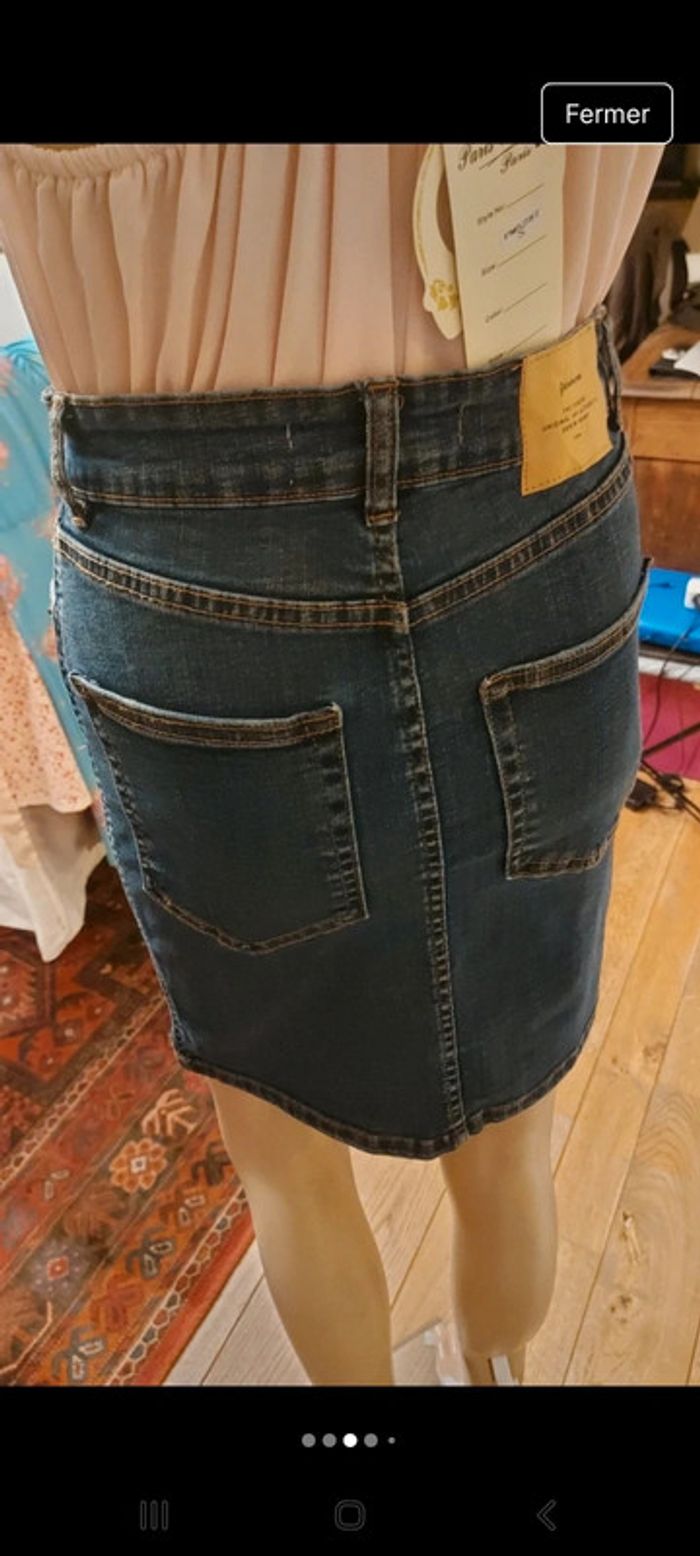 Mini Jupe en jeans Stradivarius eur 36 - photo numéro 4