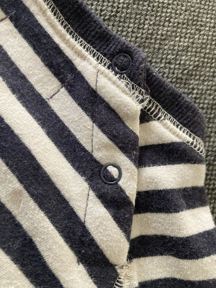 Sweat-shirt bébé - photo numéro 5