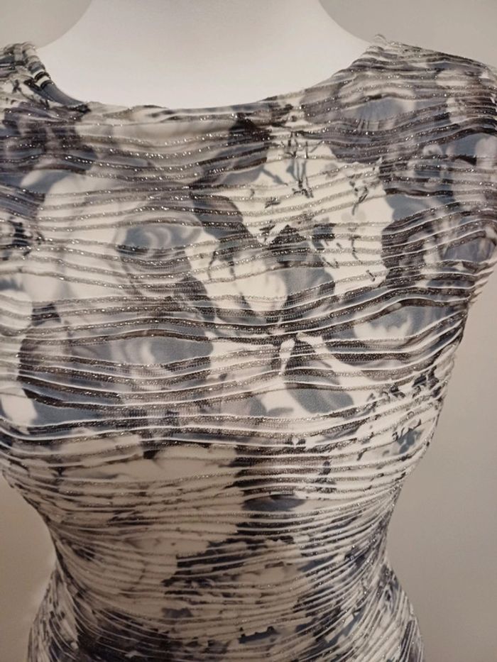 Robe moulante fleurie neuve Jane Norman taille XXS 32 - photo numéro 3