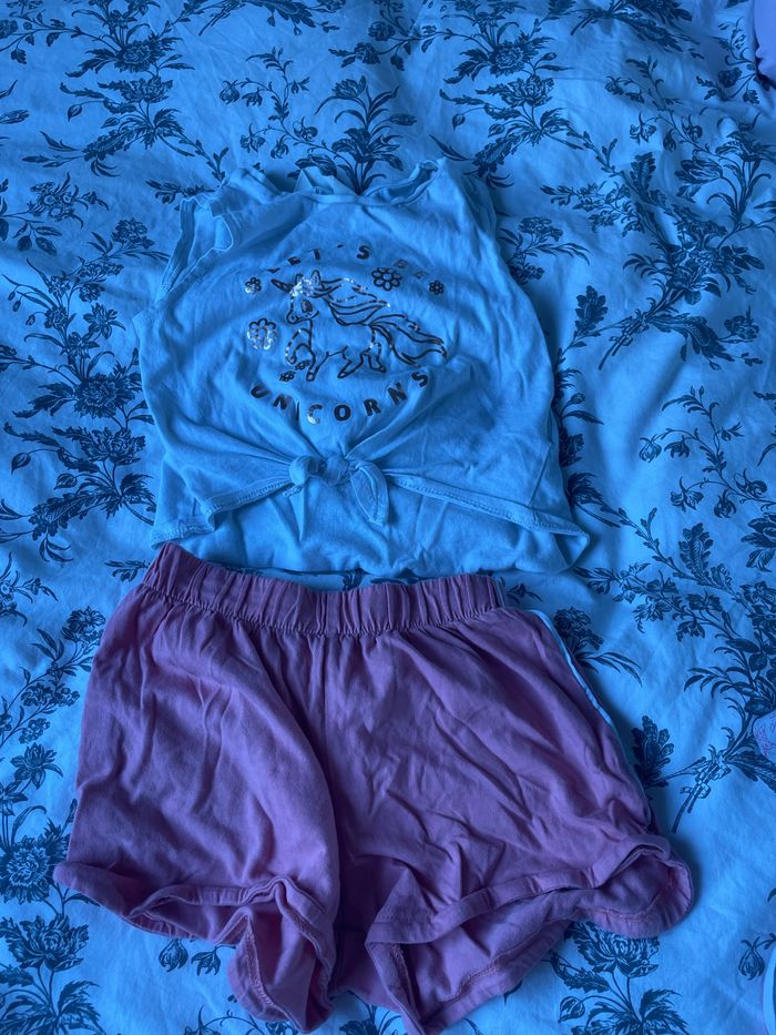 Lots pyjamas 5 ans - photo numéro 2