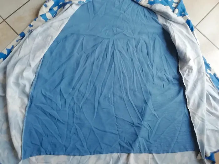 Haut 2 en 1 débardeur sur liquette idéale env 46 - 46/48 Neuf!! - photo numéro 3