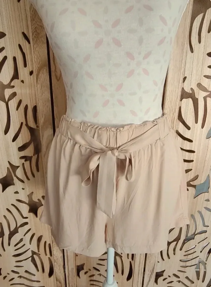 Short fluide et léger T 42 Primark - photo numéro 3